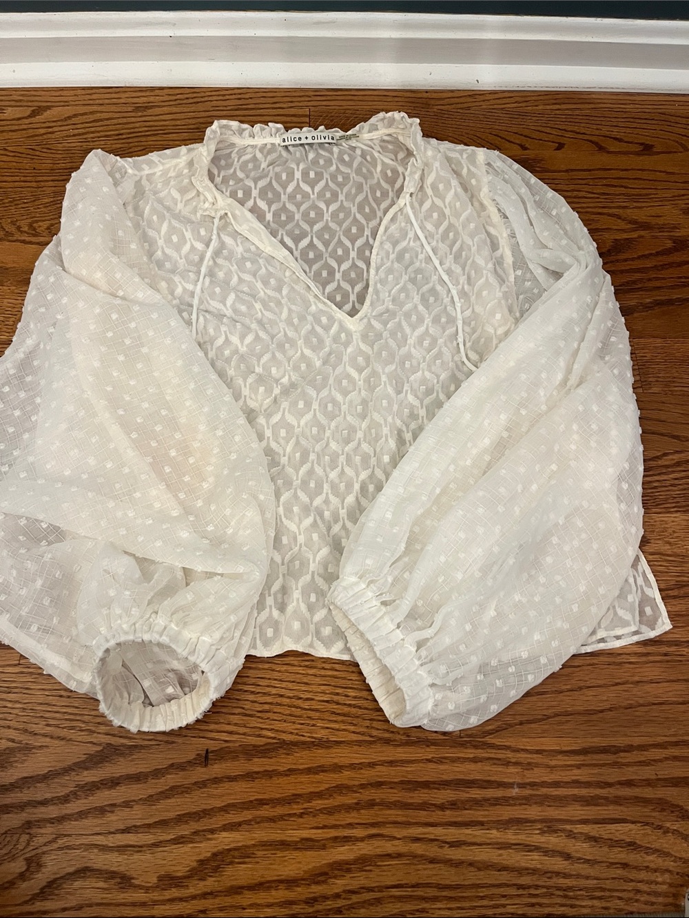 Alice + Olivia Julius Exaggerated Blouson Sleeve Tunic in Off White Size XS
